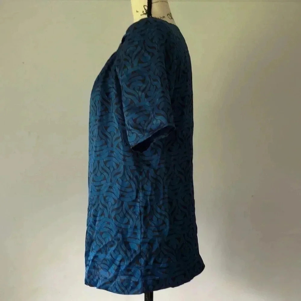 Banana Republic Silk Blouse - Picture 3 of 6